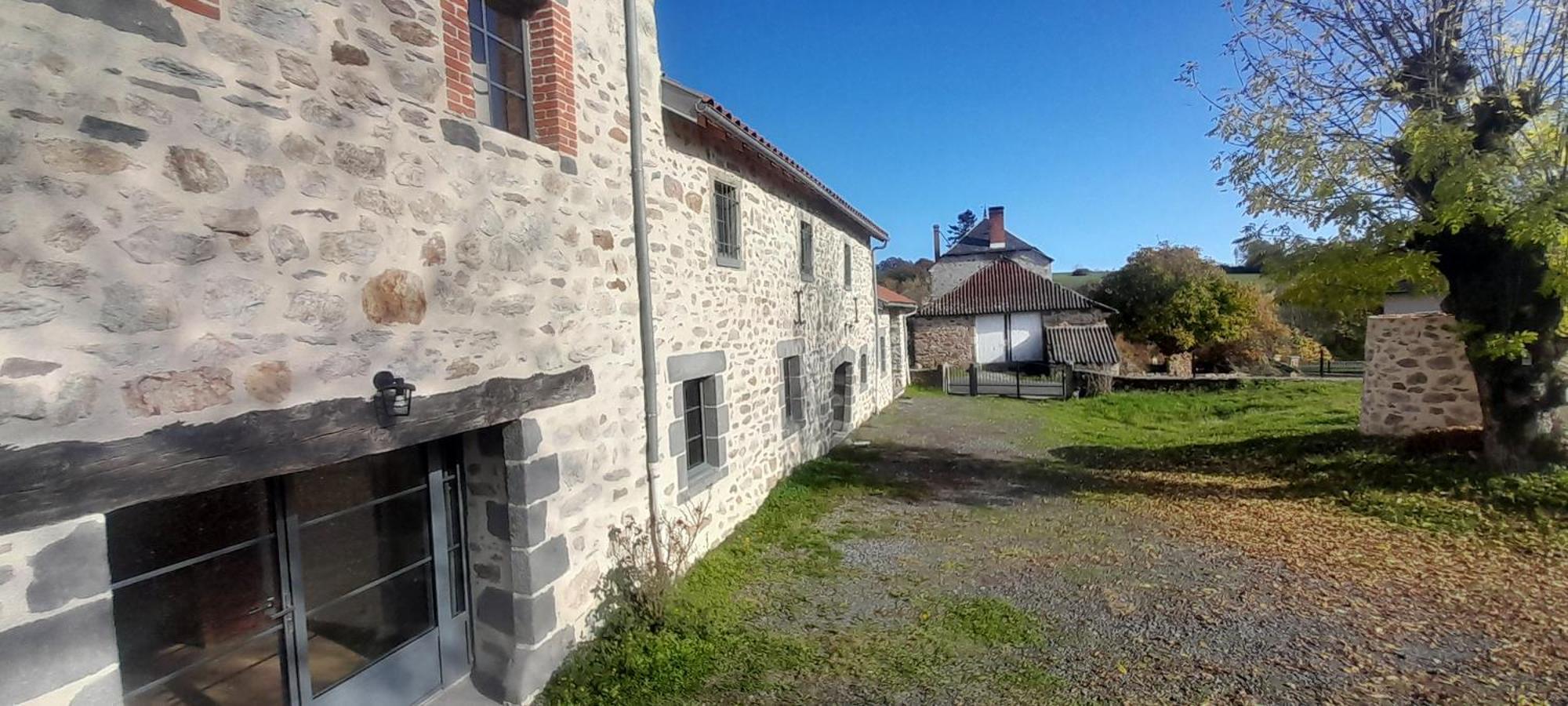 Relais Du Lac De La Truyere Anglards de Saint Flour Exterior photo